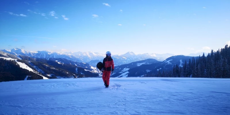 Snowboarder in Dienten am Hochkönig